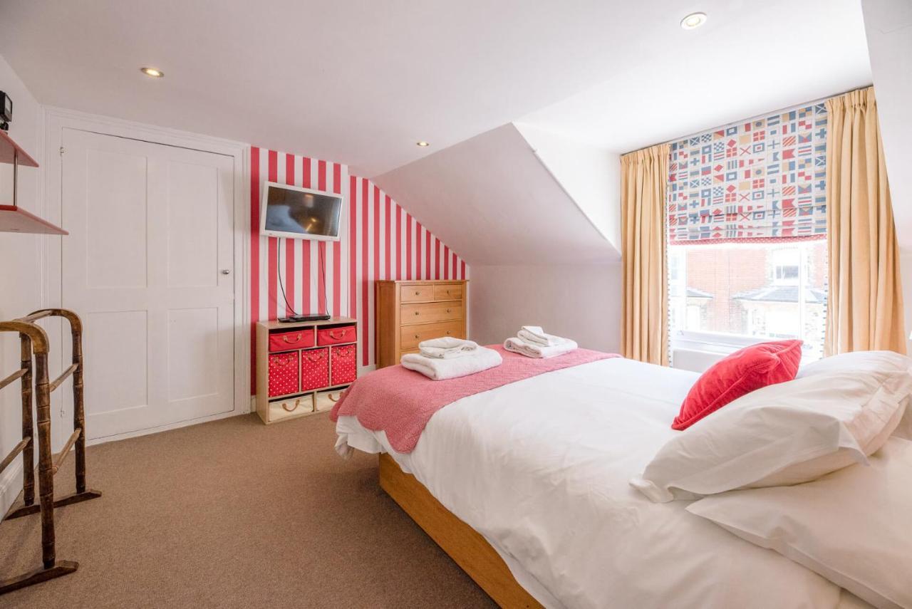 Вилла The Pink House In Саутвёлд Экстерьер фото